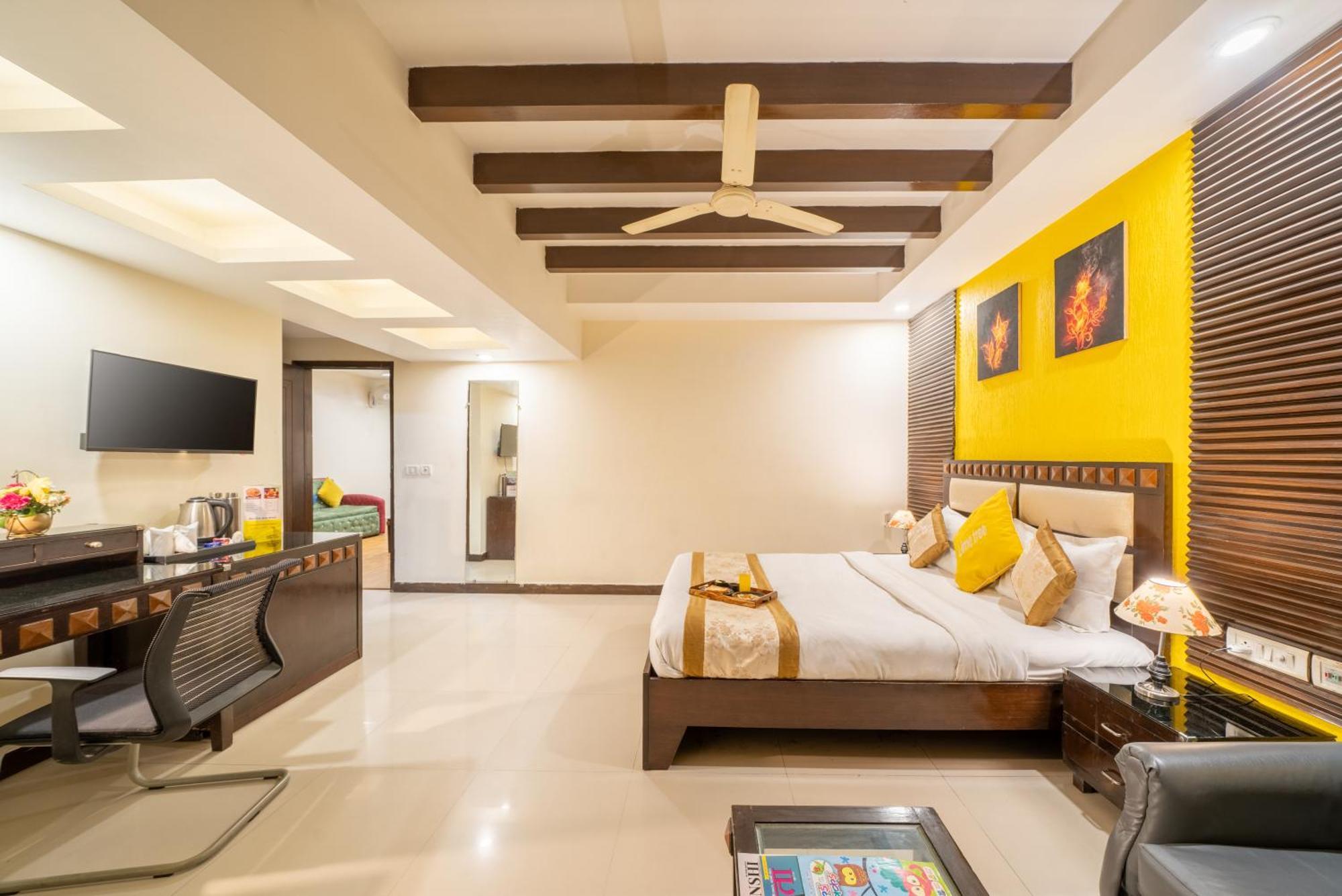 Lime Stays B&B Gk-2 At Greater Kailash Metro South Delhi Nearby Saket Select City Nova Deli Exterior foto